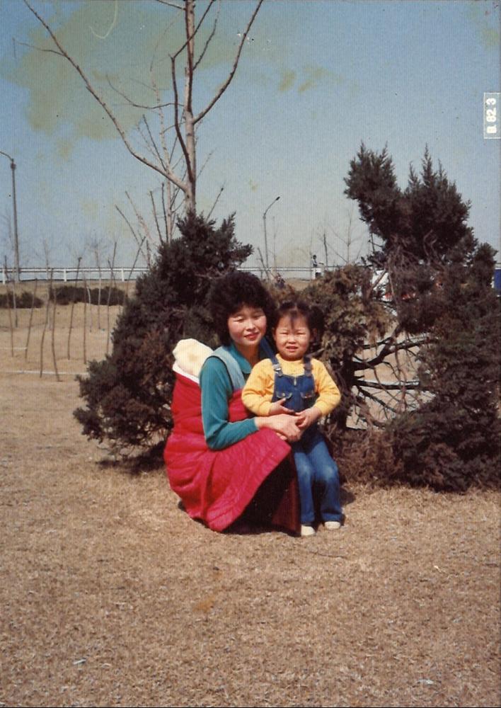 제3회 성북구 민간기록물 수집 공모전_자녀와 함께 한 사진