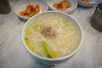 [금도끼 #268] 성북동 국시 한 그릇에 담긴 반세기